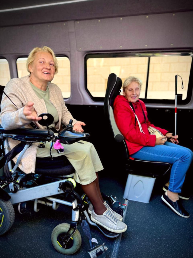 1216 image for slide