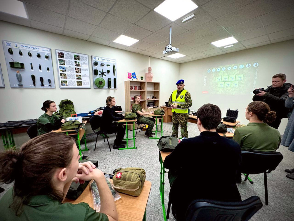 1294 image for slide