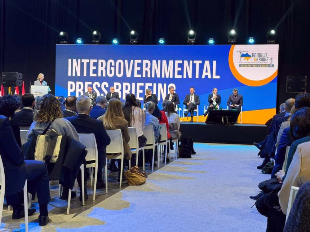 1520 image for slide