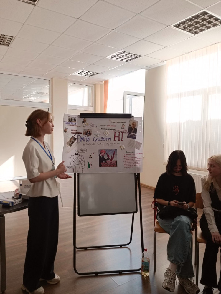 1885 image for slide