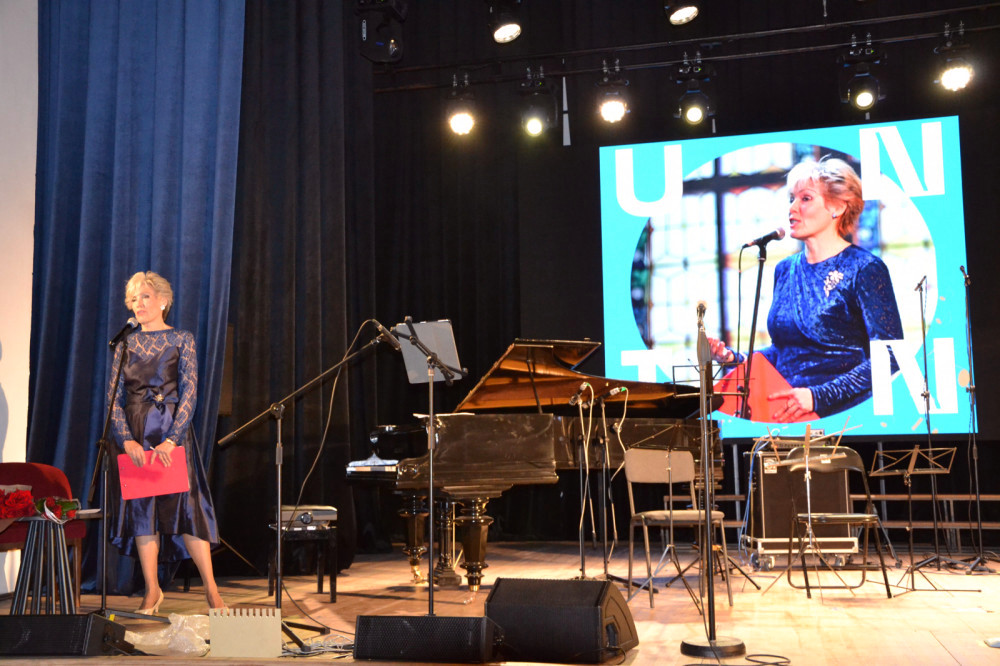 2294 image for slide