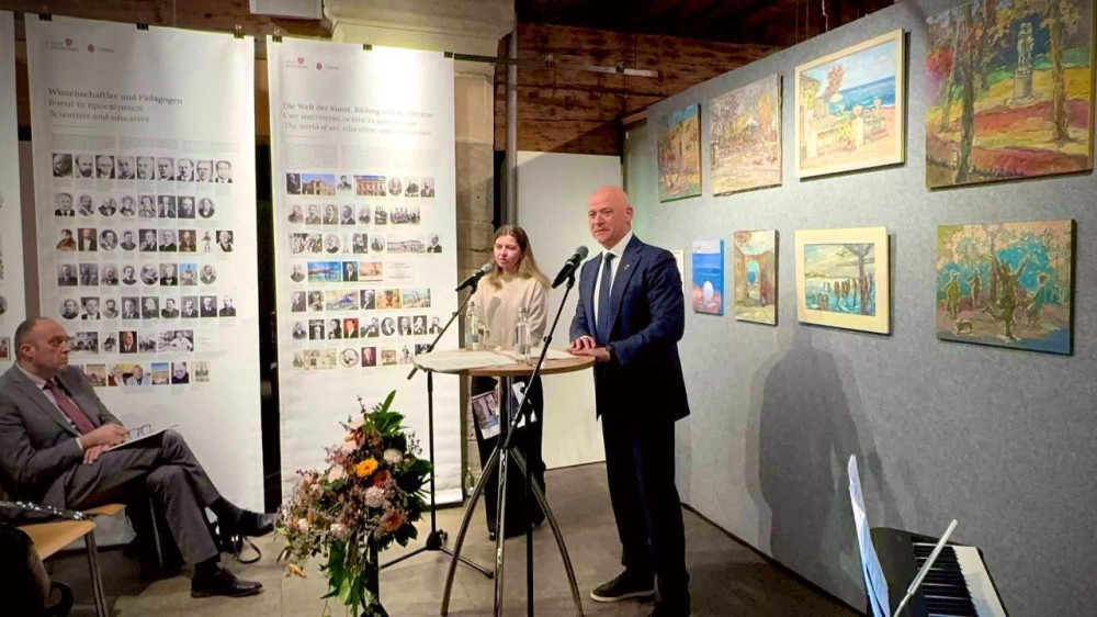 2302 image for slide