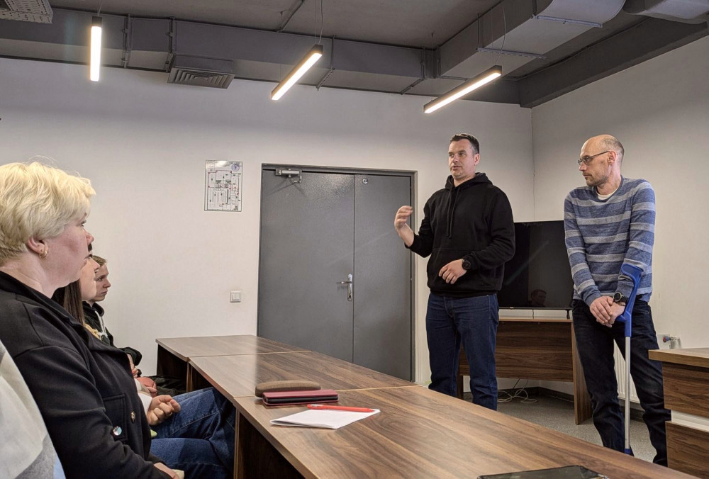 3083 image for slide