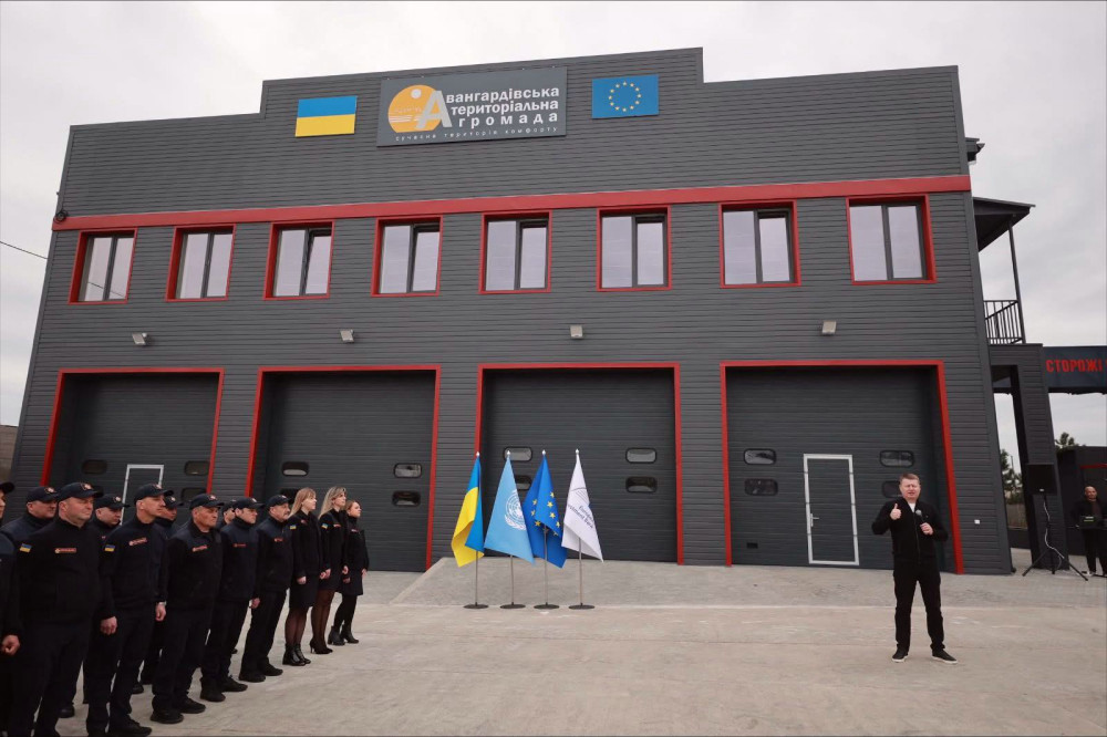 3303 image for slide