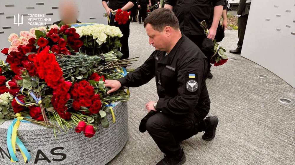 4374 image for slide