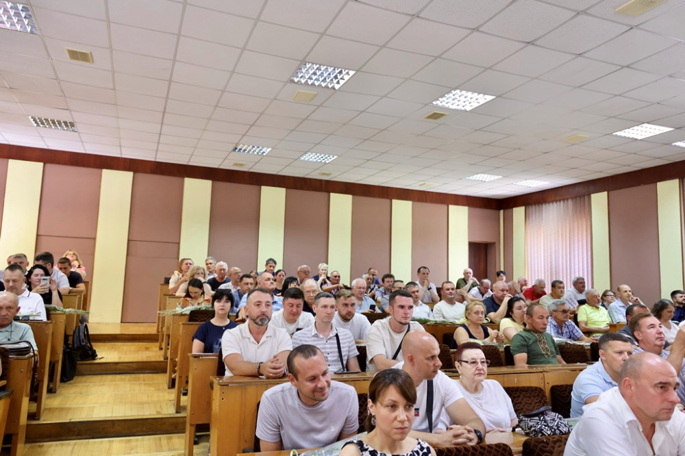 5699 image for slide