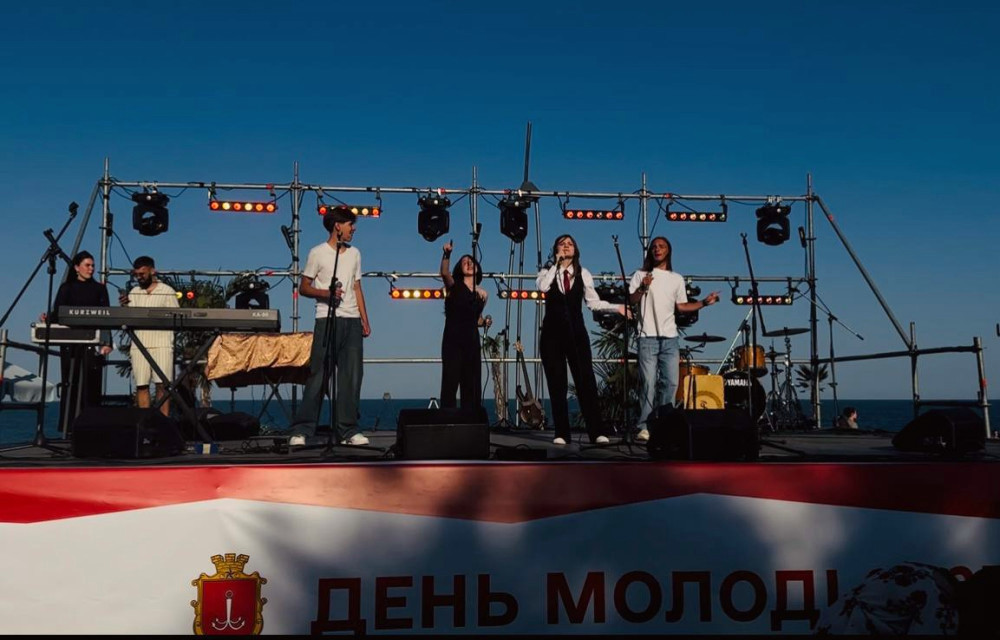 5826 image for slide