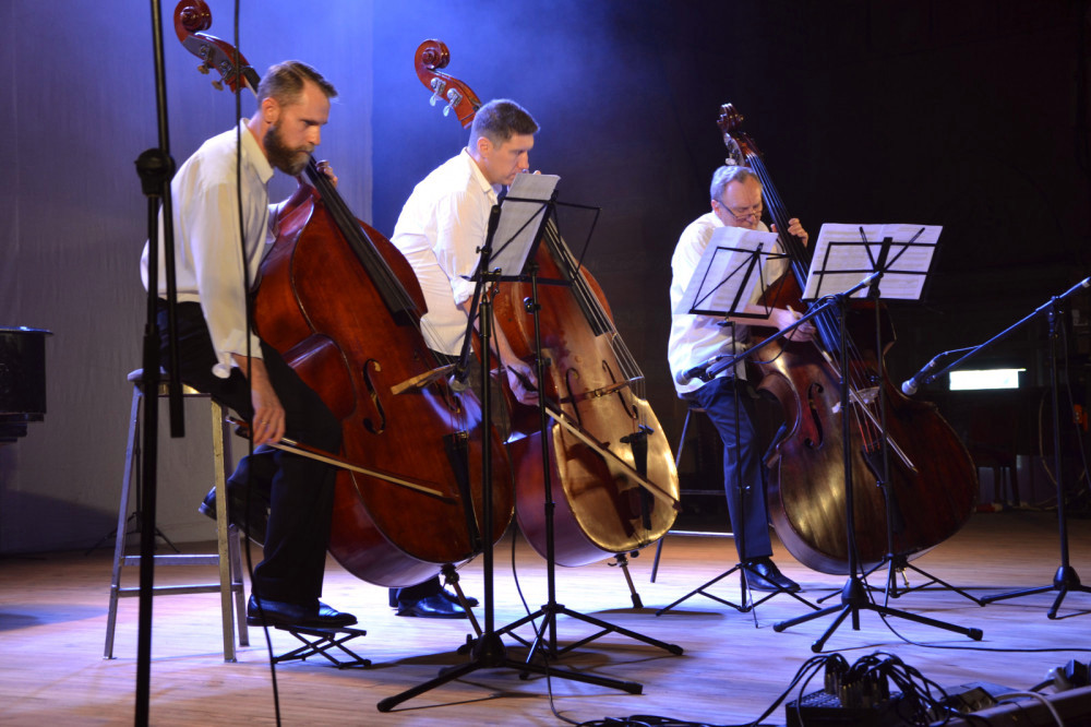 5900 image for slide