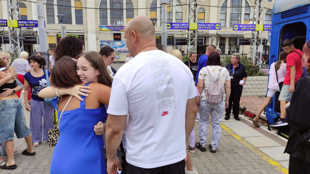 6152 image for slide