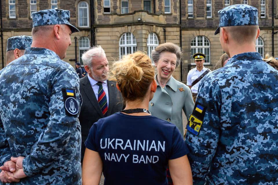 6169 image for slide