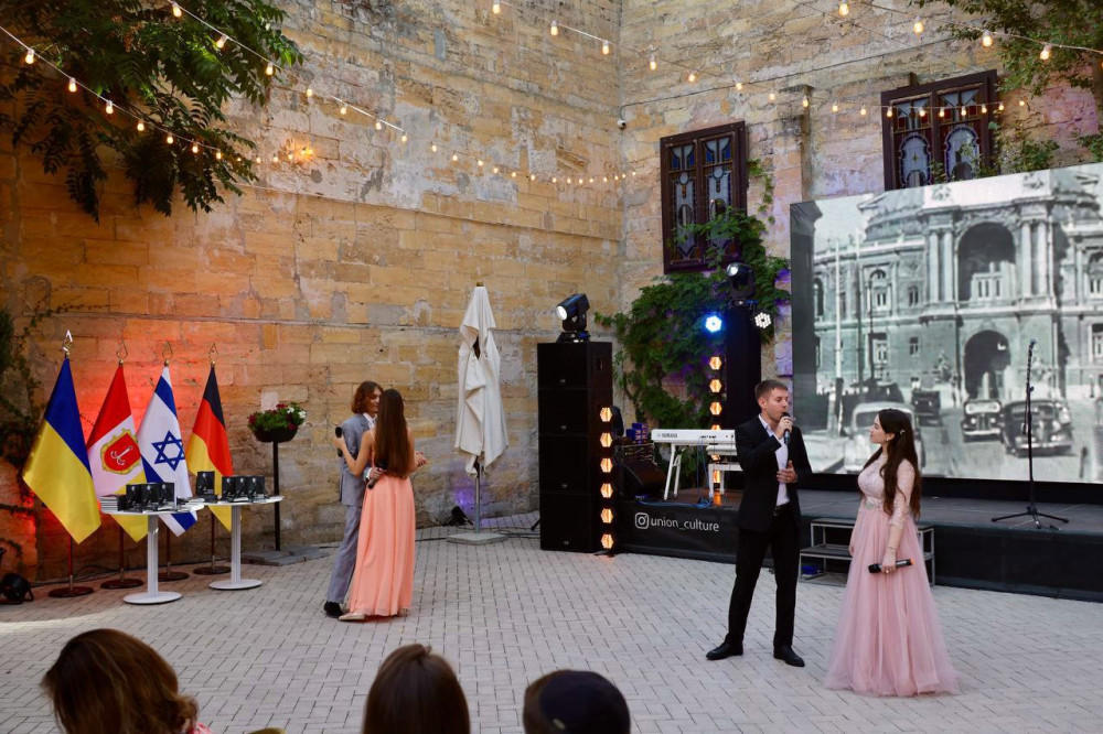 6333 image for slide