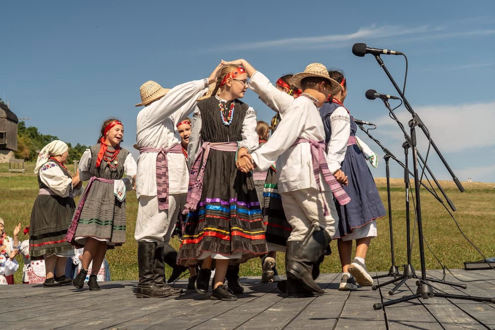 6467 image for slide