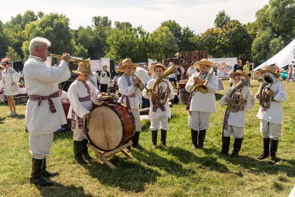 6468 image for slide