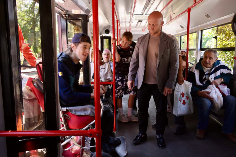 6652 image for slide