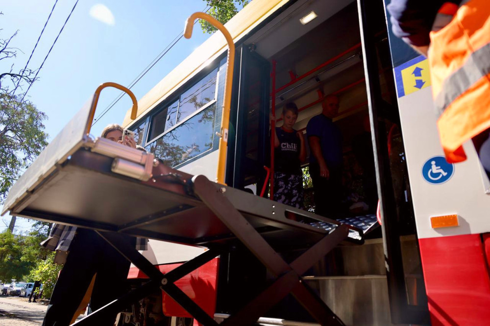 6653 image for slide