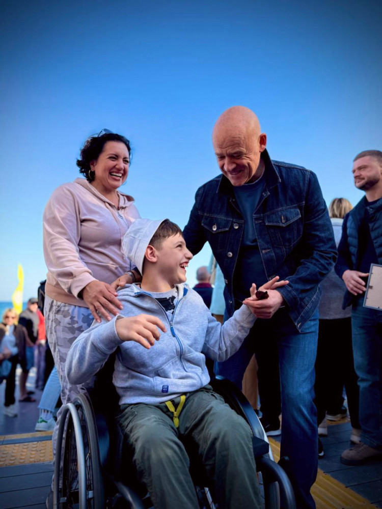 6986 image for slide