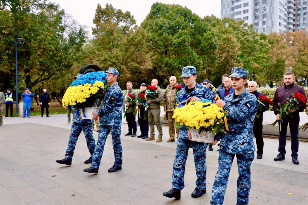 7136 image for slide