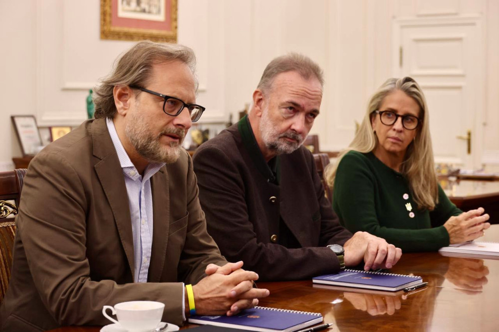 7318 image for slide