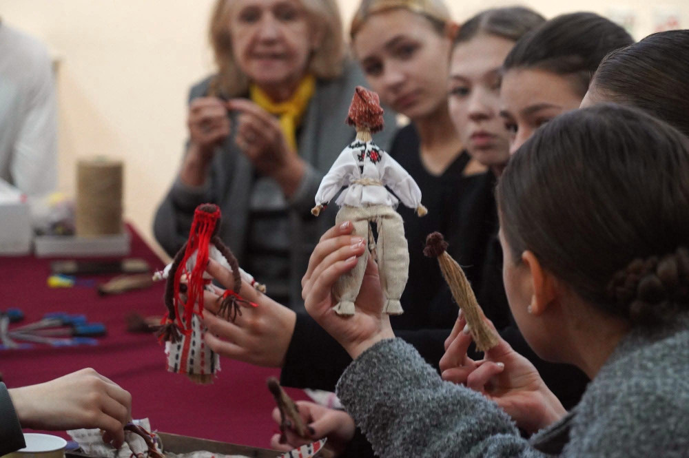 7537 image for slide