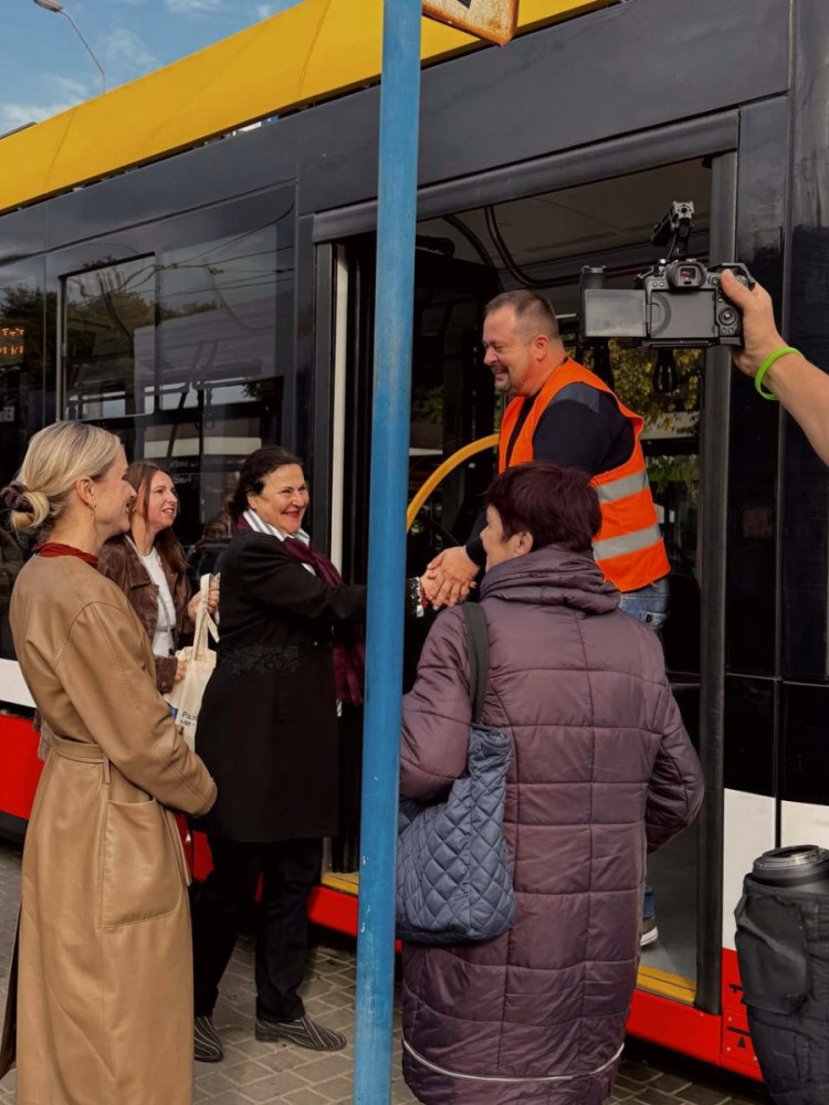 7685 image for slide