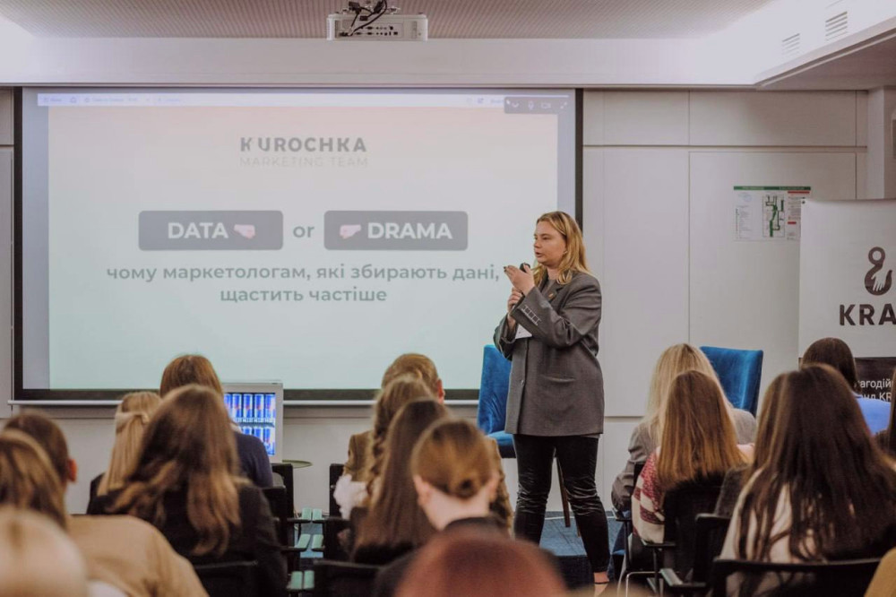 7765 image for slide