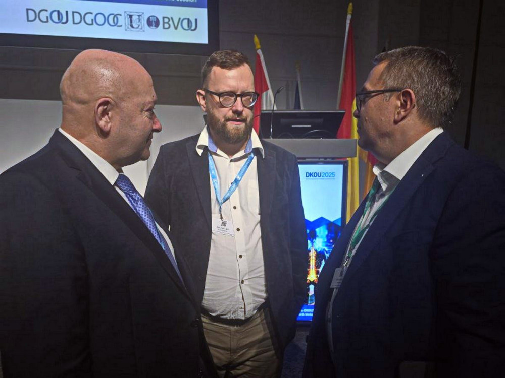 7871 image for slide