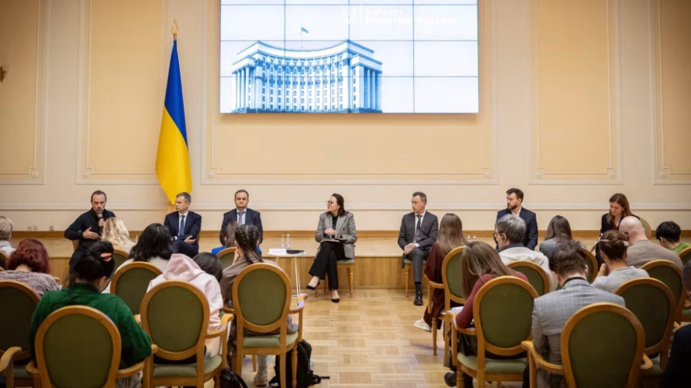 7976 image for slide