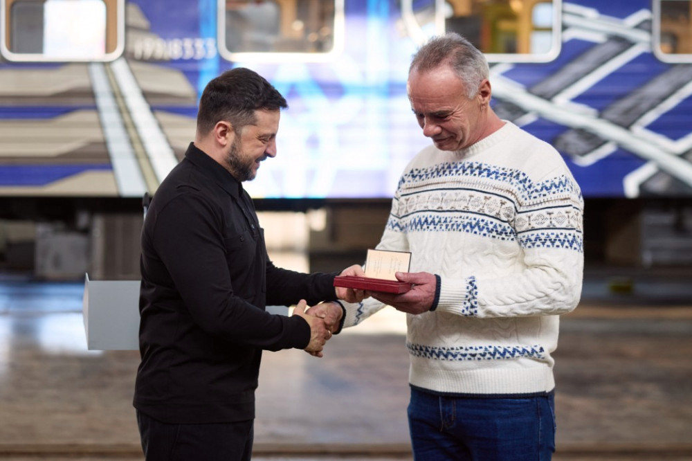 7977 image for slide