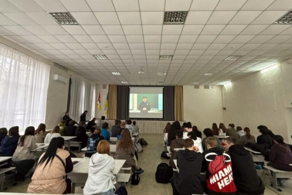 8390 image for slide