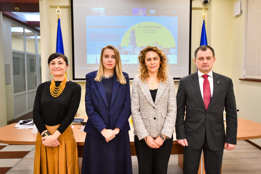 8442 image for slide