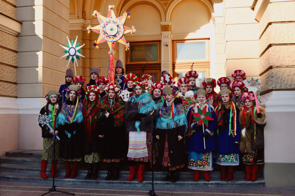 8704 image for slide