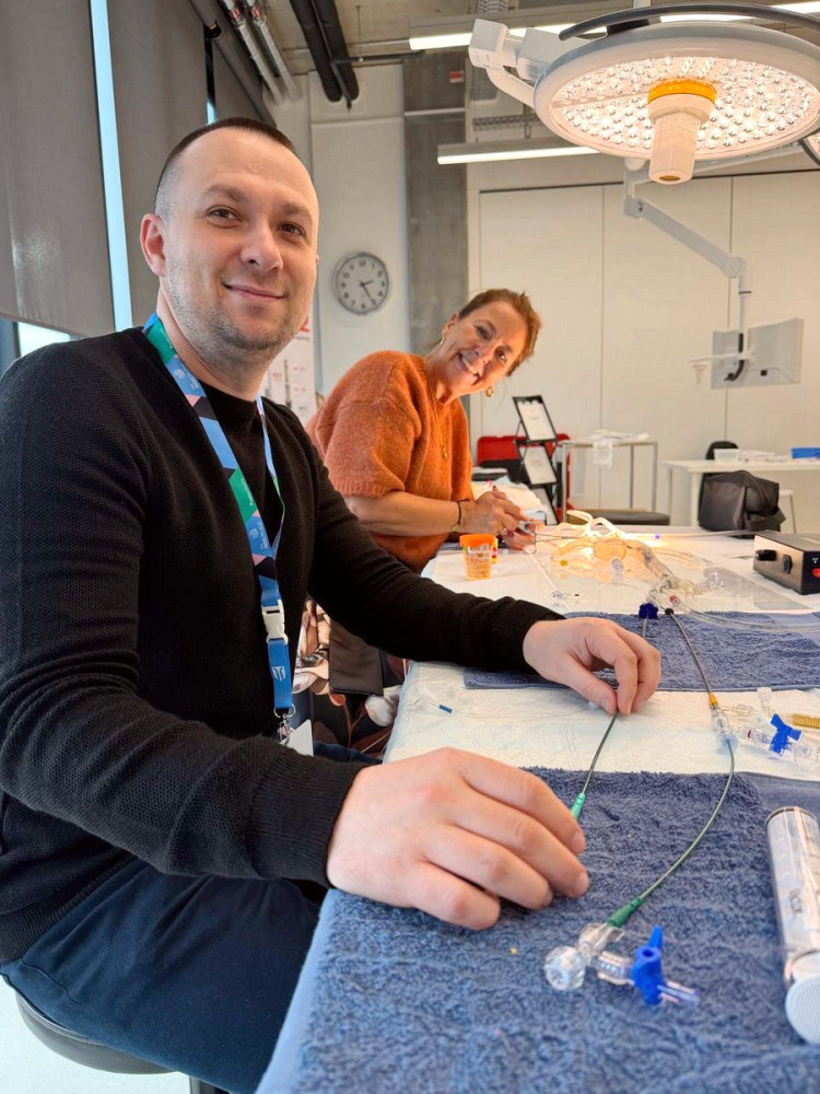 8943 image for slide